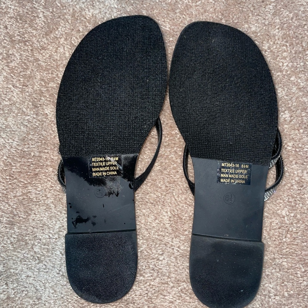 Sandals - Picture 2 of 3